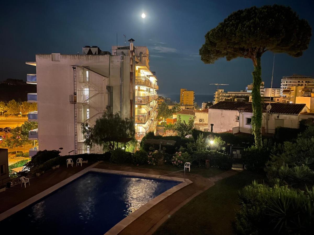 Nice Apartamen Lloret de Mar Exterior foto